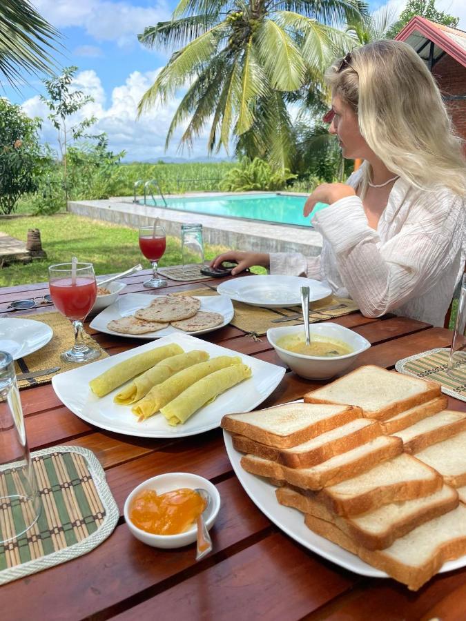 Walawa Reach Hotel Udawalawe Luaran gambar